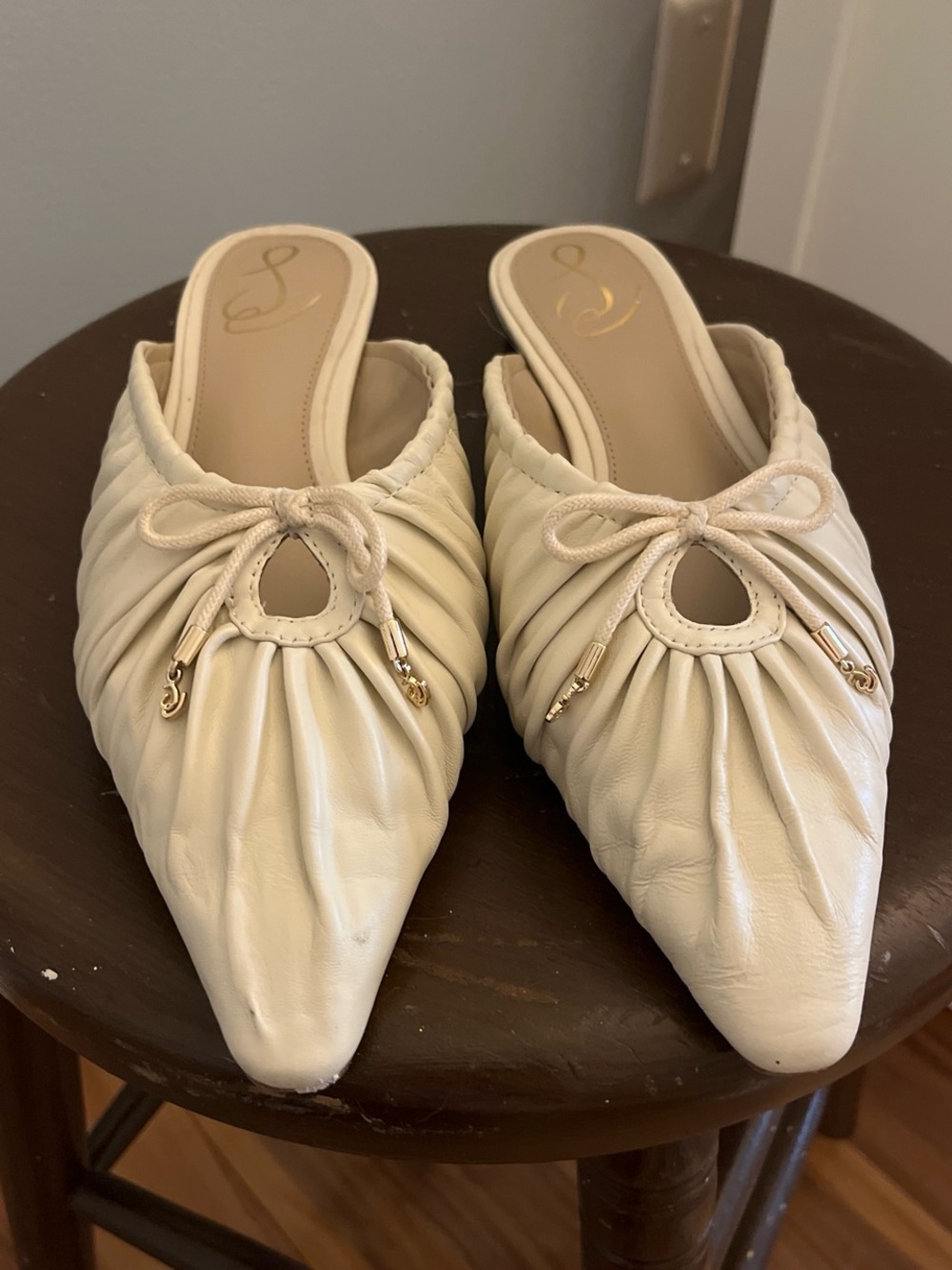 Sam Edelman cream ballet flats (size 8M)